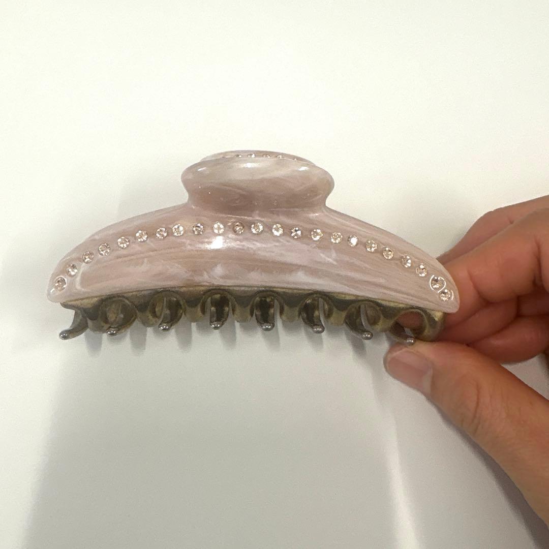 ストーン装飾付きピンクヘアクリップ　acca アッカ　Lサイズ