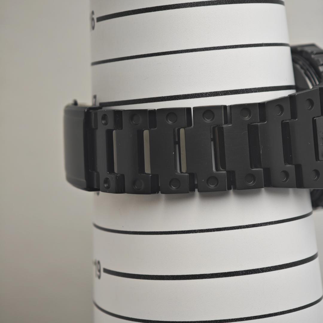 【美品】カシオ G-SHOCK　GMW-B5000GD-1JF