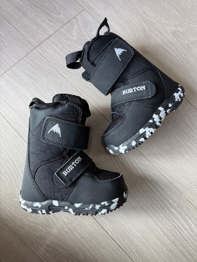 BURTON キッズ用スノーボードブーツ