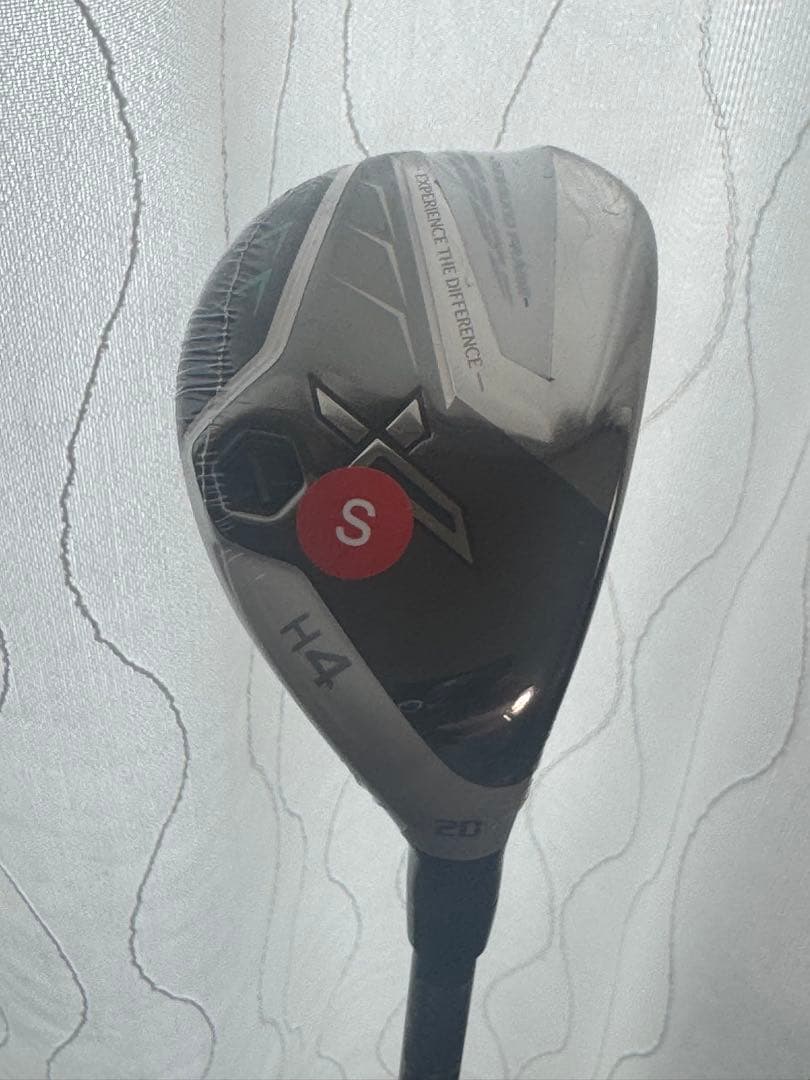 最安値！新品！希少 ホワイトモデル ゼクシオ エックス H4 XXIO X U4