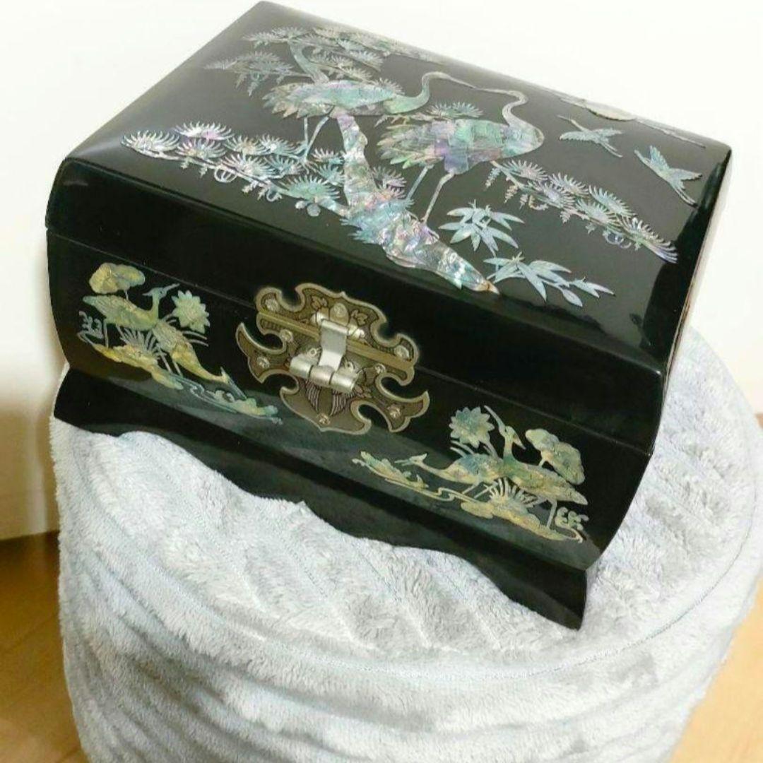 【高級】螺鈿と黒漆◇ 宝石箱 ◇小物入れ◇鏡＆オルゴール付き【貝細工】