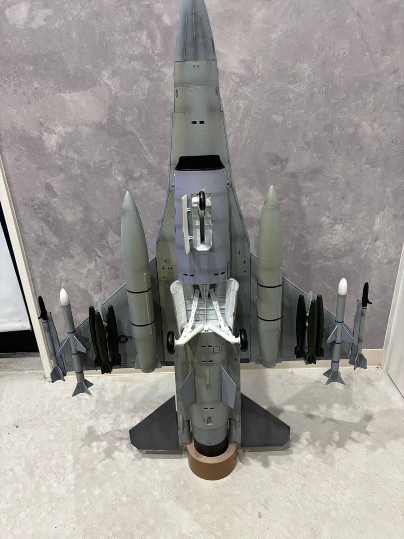 航空機・ヘリコプター bbi eliteforce F-16fighting falcon 1/18