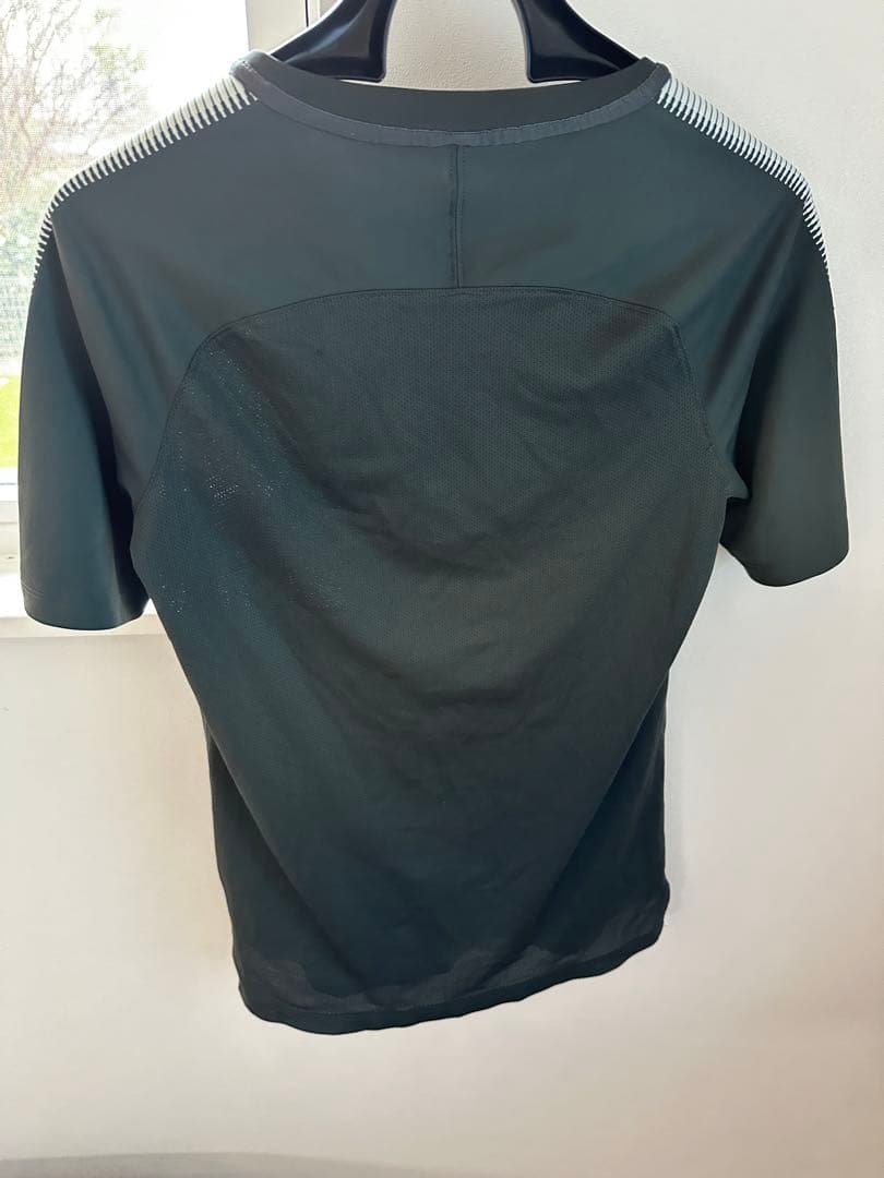 鹿島アントラーズ　　 NIKE 2018 ACL 移動着　選手着用モデル