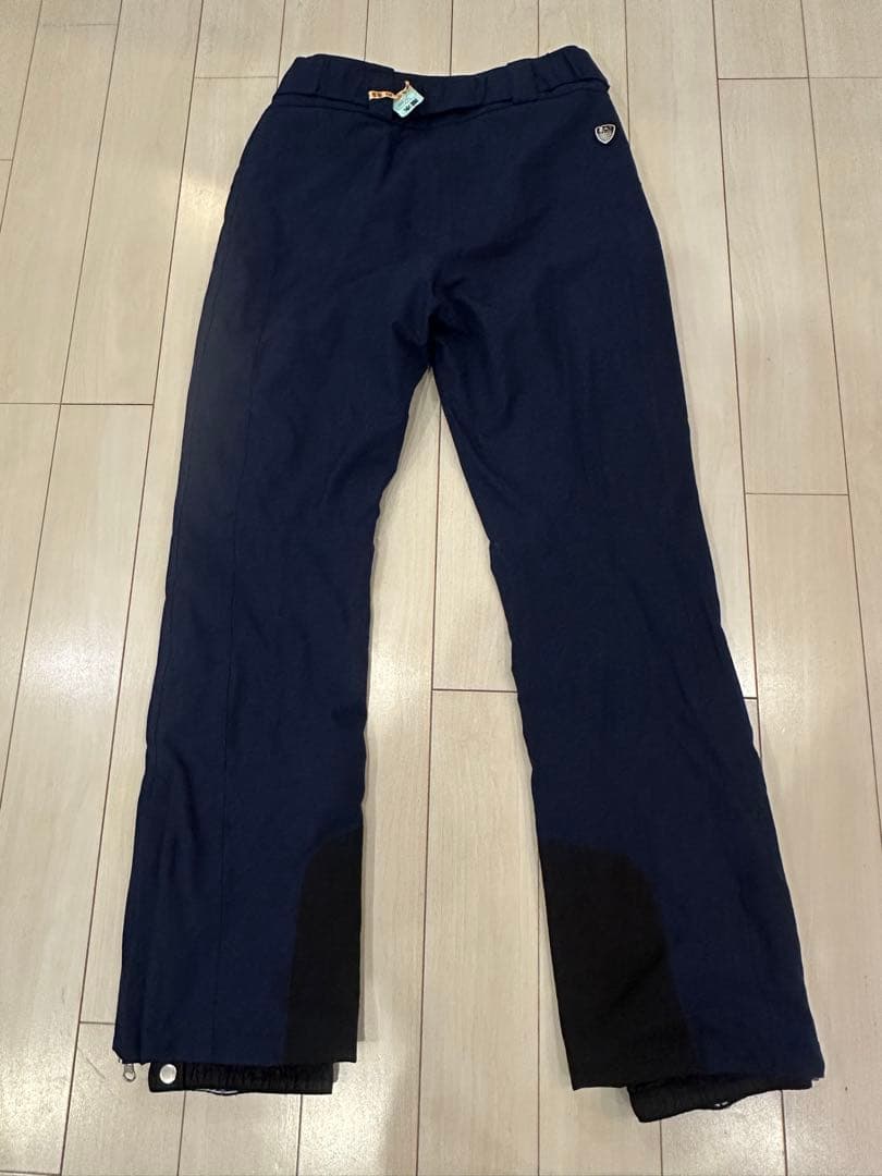 EA7 EMPORIO ARMANIスキーウェア上下