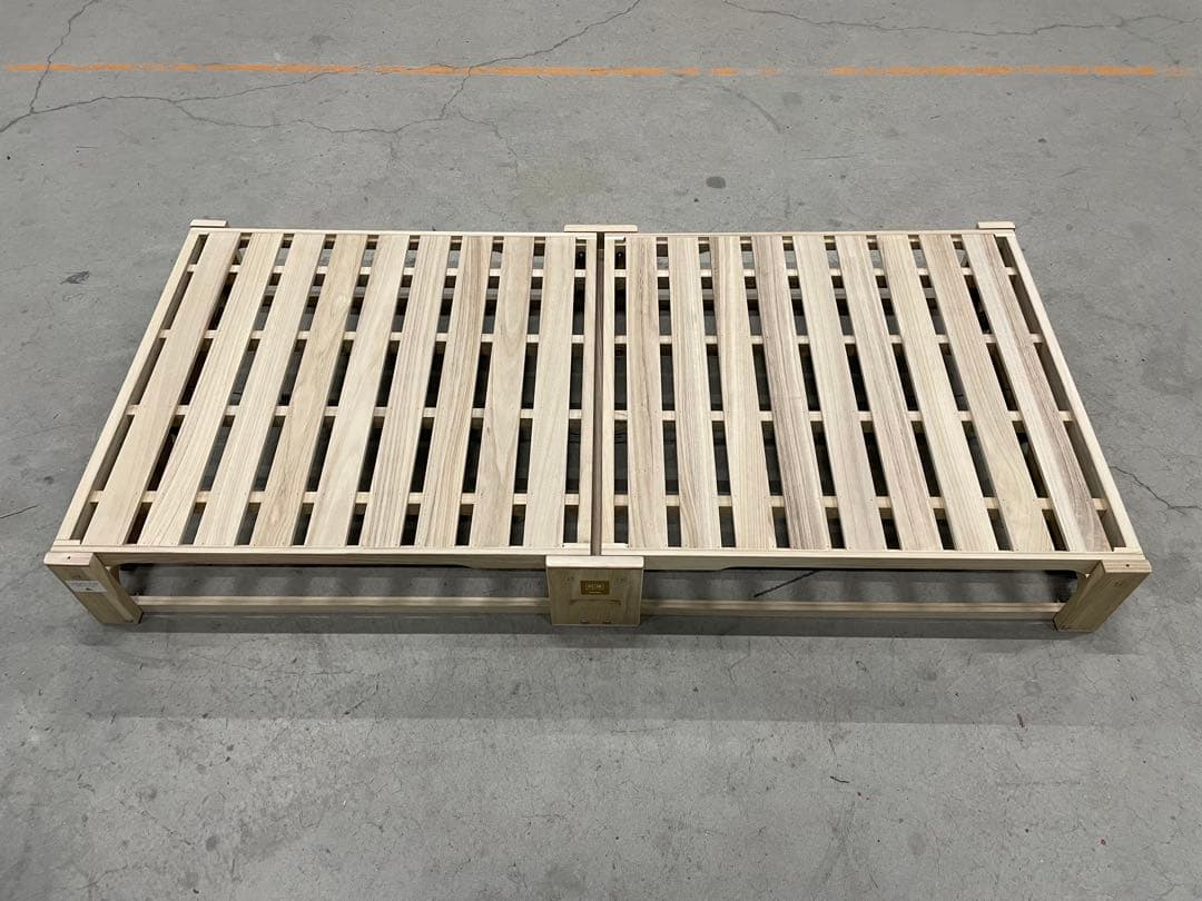 美品　桐の畳めるベッド 桐らくね 桐優 kiyuu 折り畳み式