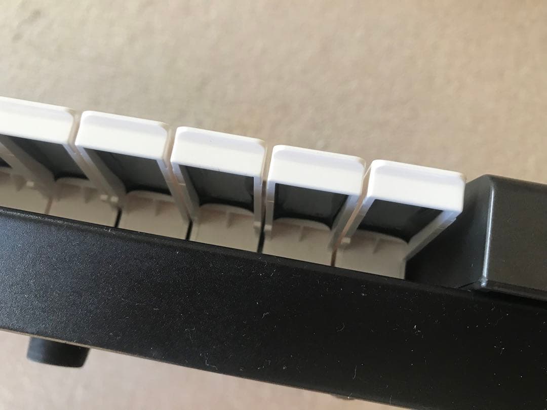 Roland JD-800 シンセサイザー 【動作確認済】