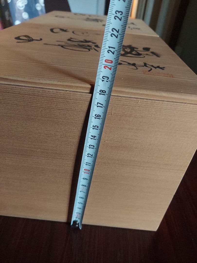 陶器 獅子像 金色と白色の工芸品