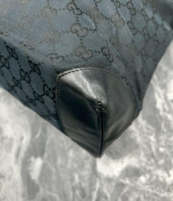 GUCCI ブラック トートバッグ