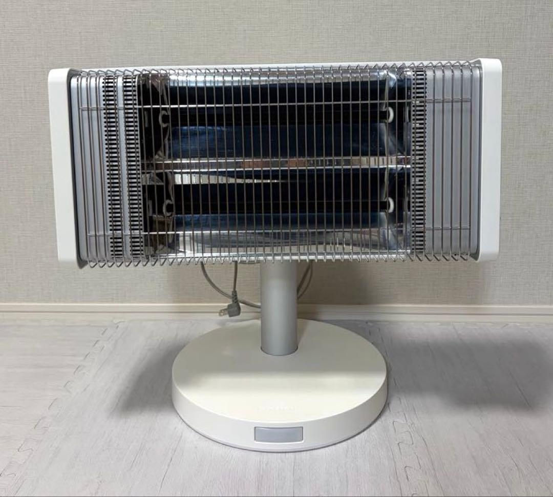 ダイキン 遠赤外線暖房 セラムヒートERFT11VS-W 2018年製 ホワイト