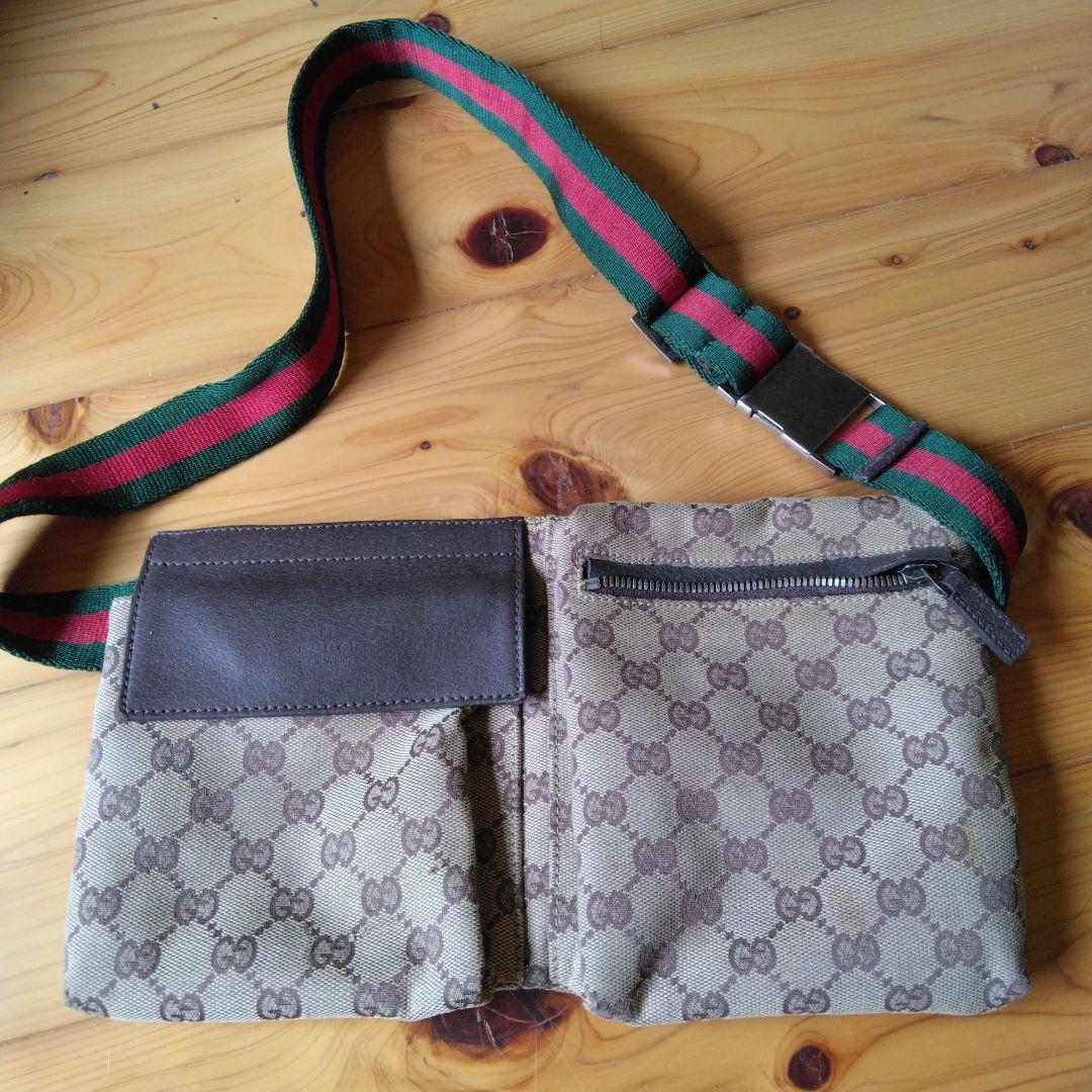 Gucci GGパターン ボディバッグ