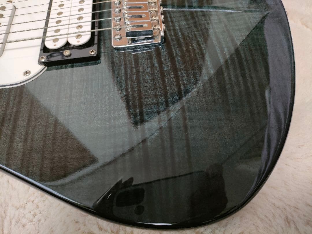 ほぼ新品YAMAHA PACIFICA PAC212VFMブラック（ケース付）