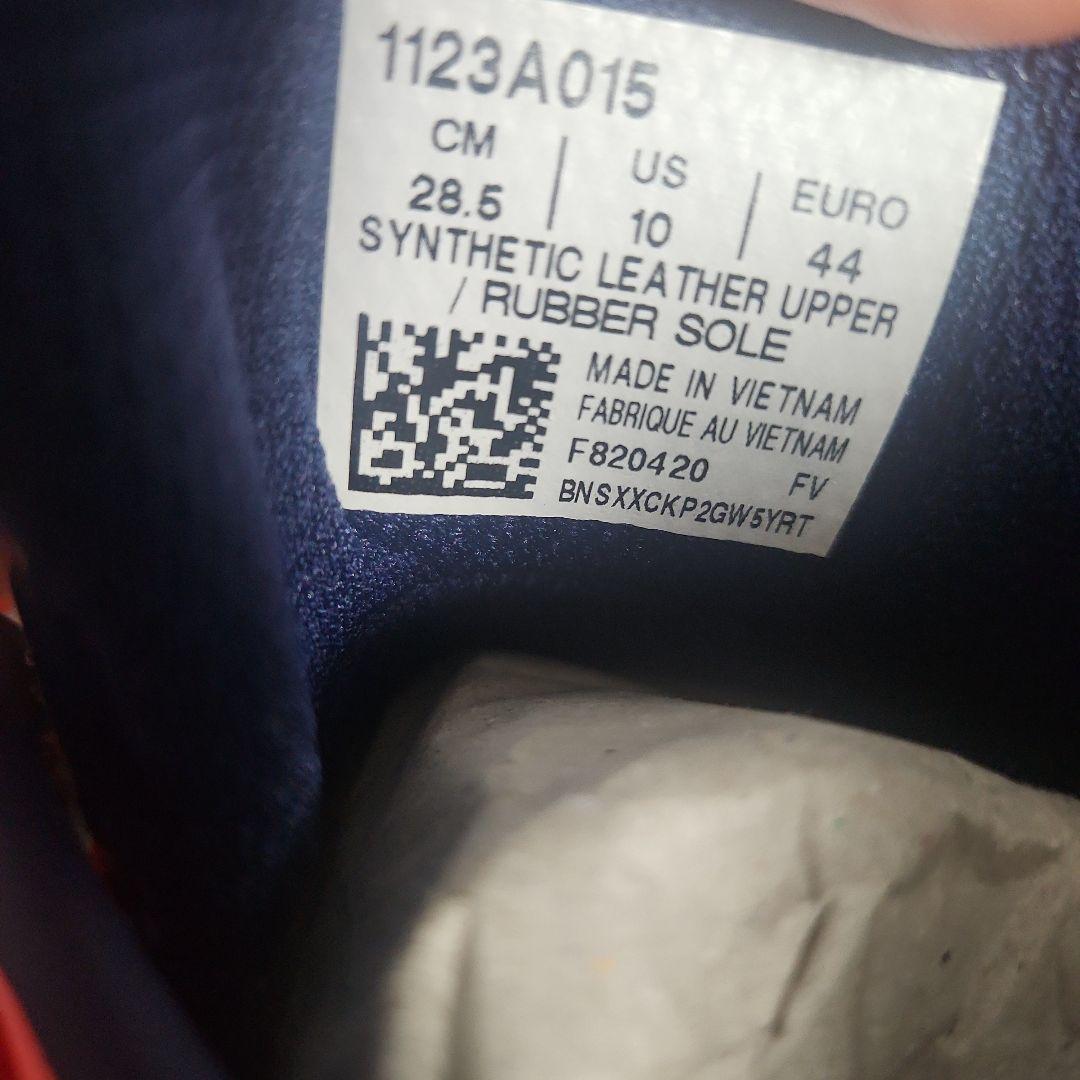 アシックストレーニングシューズ 東京オリンピック限定カラー　新品未使用