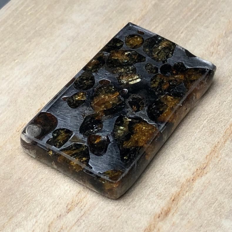 ヤ*ん様 パラサイト隕石 隕石　石鉄隕石　セリコ隕石 重さ約13ｇ　共箱