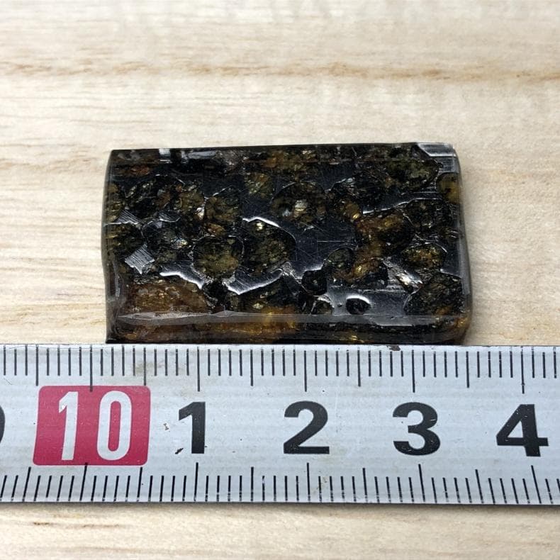 ヤ*ん様 パラサイト隕石 隕石　石鉄隕石　セリコ隕石 重さ約13ｇ　共箱