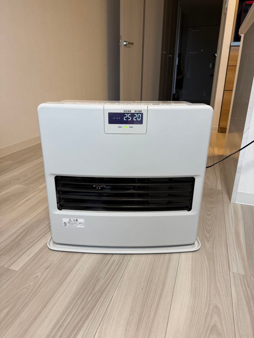 ★石油ファンヒーター★コロナ　FH-VX4620BY　2020年製　7.2L