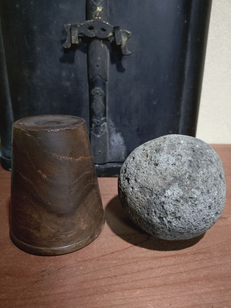 地域に根づいた 丸石神 厨子入り 民衆仏 民間仏 仏教美術