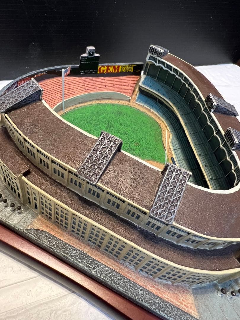 Danbury Mint社製スタジアムコレクション旧ヤンキースタジアム