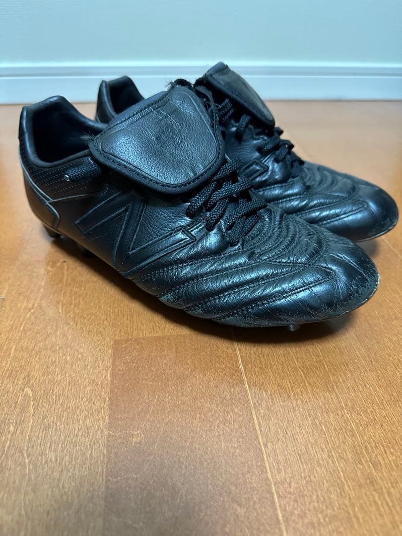ニューバランス サッカー スパイク ブラックアウト 支給品 8.5EE