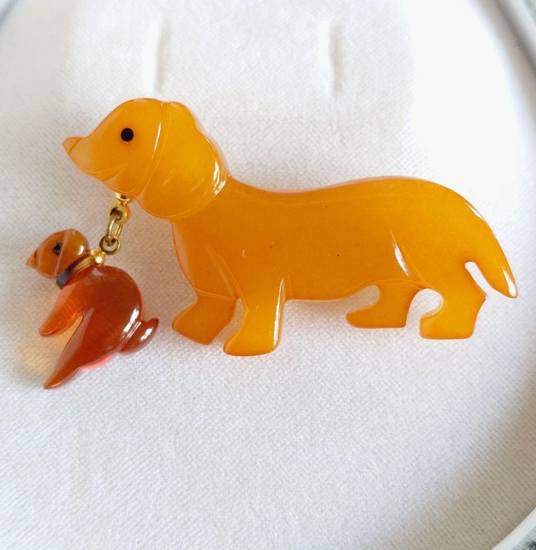 ヴィンテージ ブローチ バルト海琥珀 アンバー2種 ダックスフンド 親子 E49
