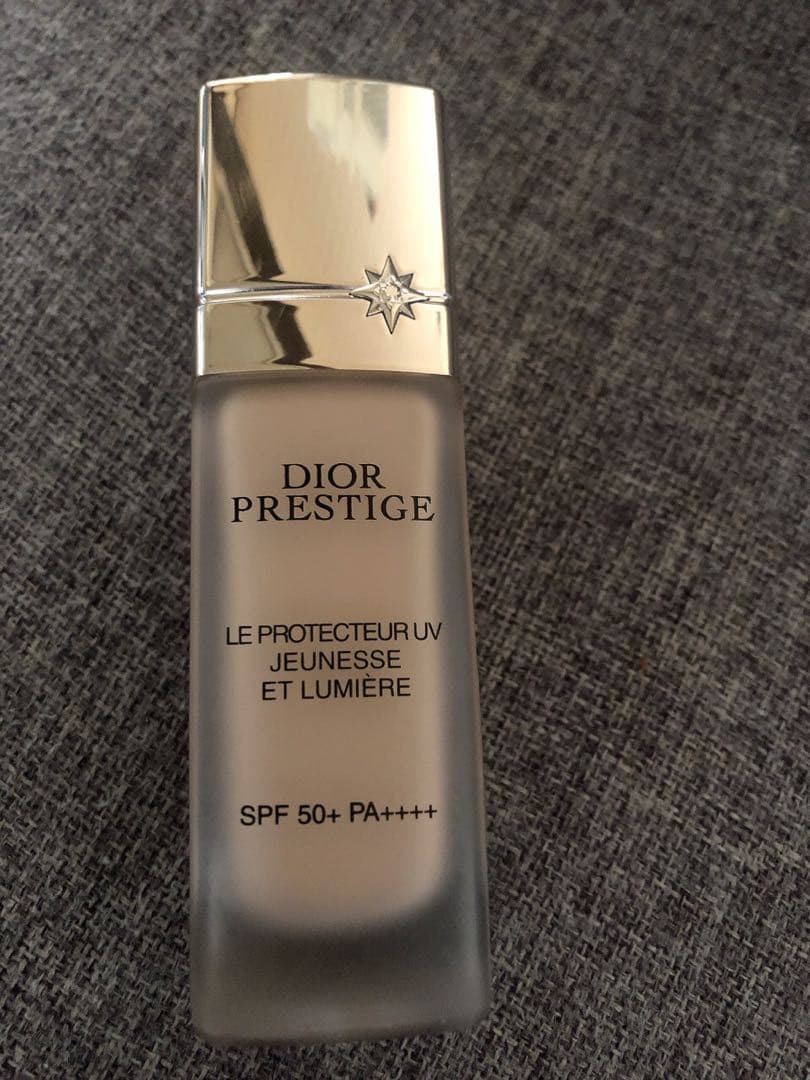 ディオール　プレステージホワイトルプロテクターUVルミエールBB01