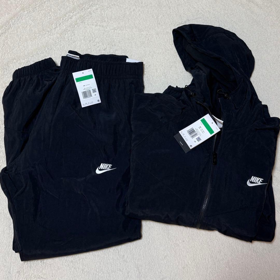 NIKE 新品セットアップ 品番上FB8619-010下F88617-010