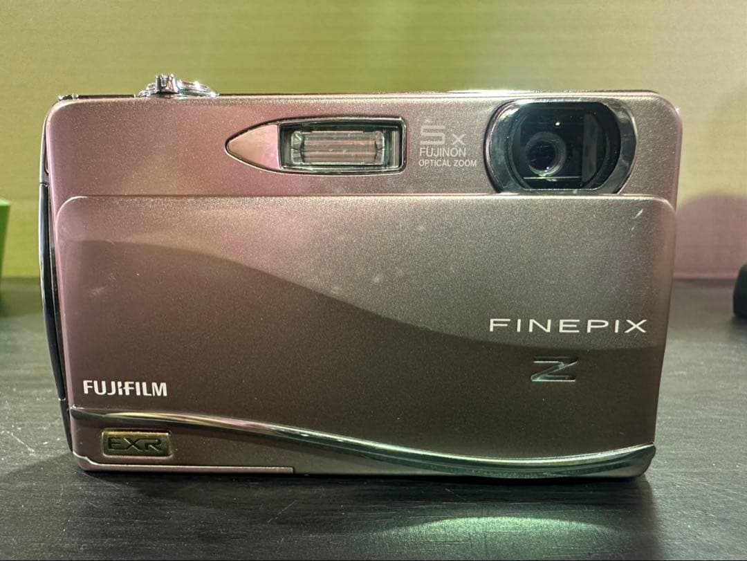 G1761 富士フイルムFINEPIX Z800EXR コンパクトデジタルカメラ