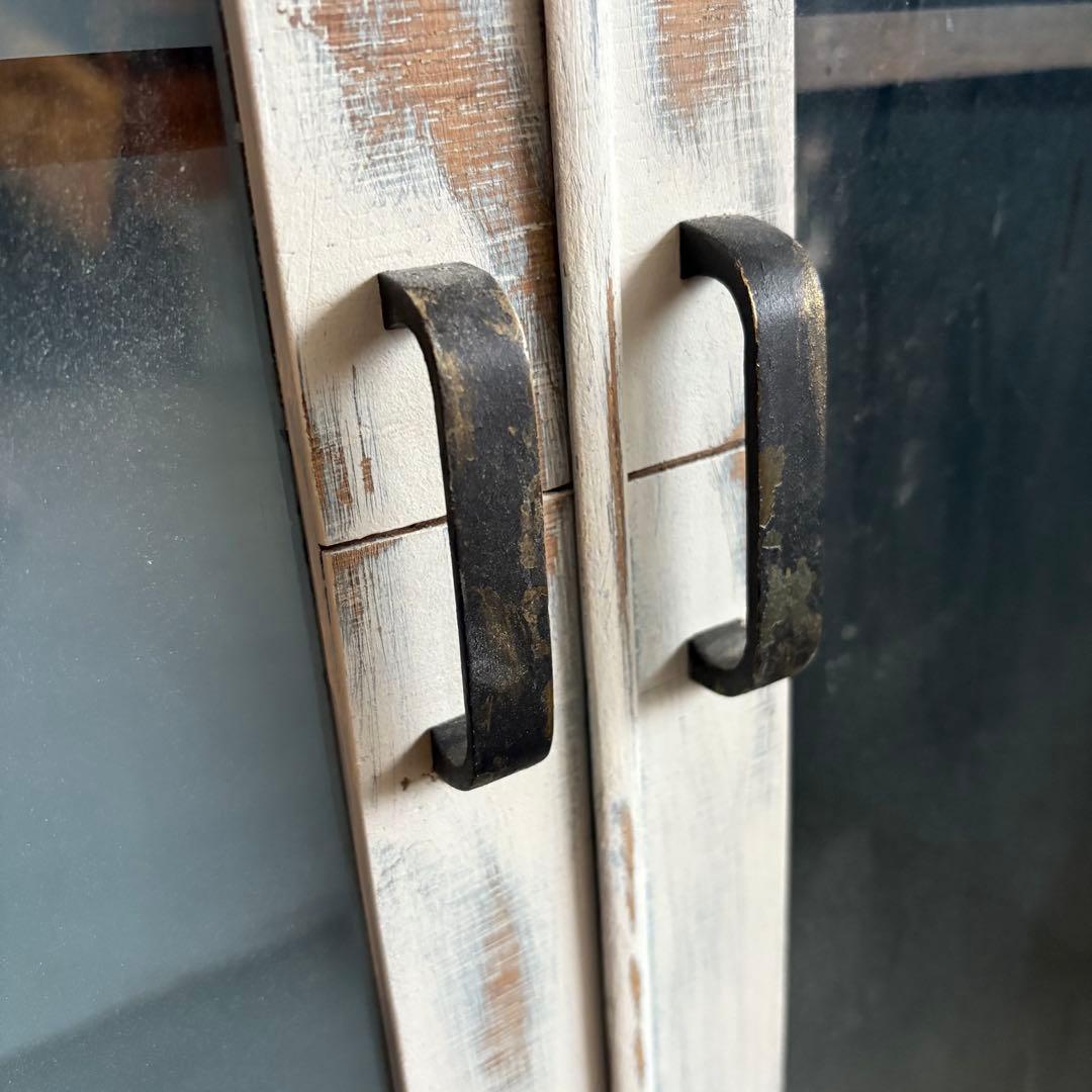 シャビーシック　ヴィンテージ　キャビネット