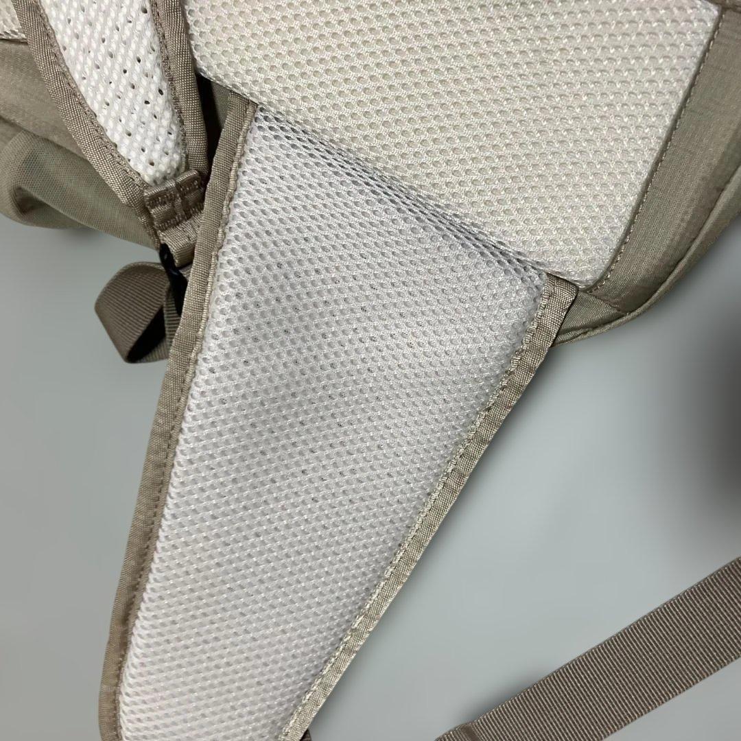 SALOMON Trailblazer 30 バックパック　グレー　ホワイト