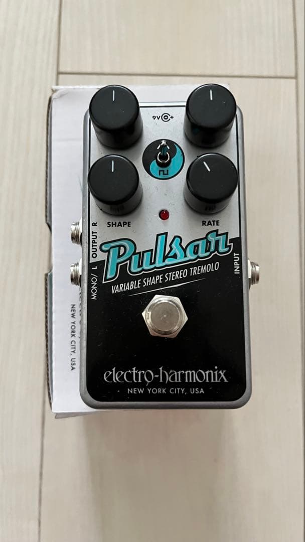 Electro-Harmonix Pulsar ステレオトレモロ