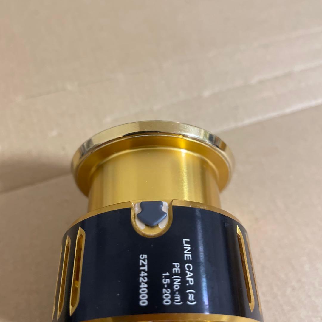 シマノ純正　夢屋カスタムスプール4000M中古美品　5ZT424000 S-24