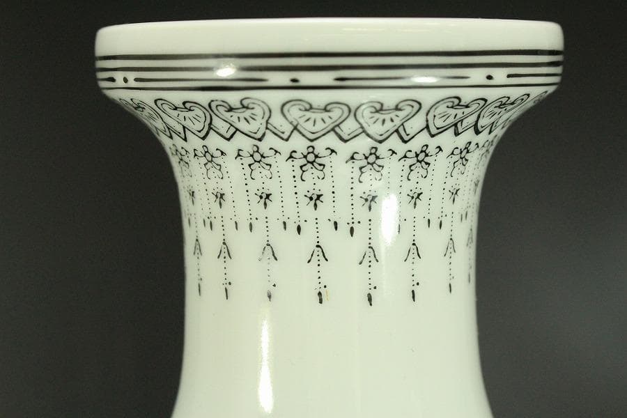 中国美術 景徳鎮 色絵 山水画 題詞紋 瓶 美品 911