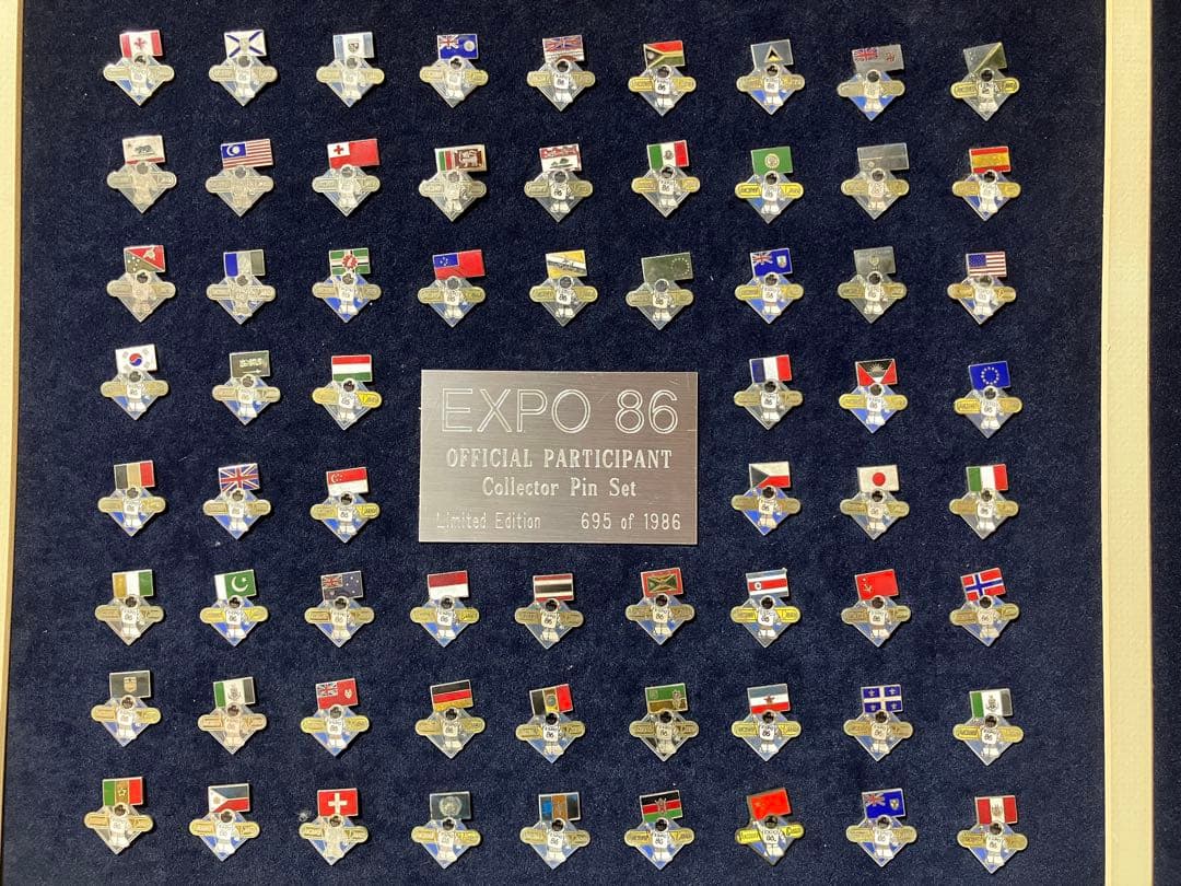 EXPO86 世界66カ国の国旗ピンバッジ