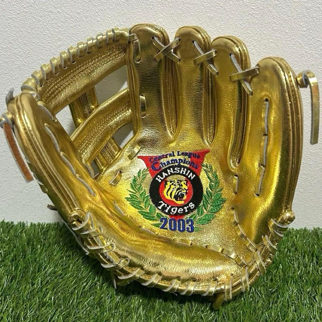 【⭐︎新年SALE⭐︎】2003年　阪神タイガース　優勝記念　ゴールデングラブ