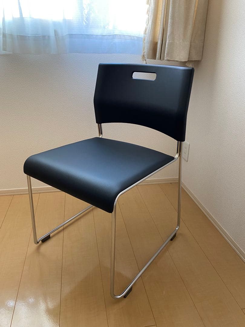 オカムラ 黒 オフィスチェア 4脚セット　ダイニングチェア　チェア