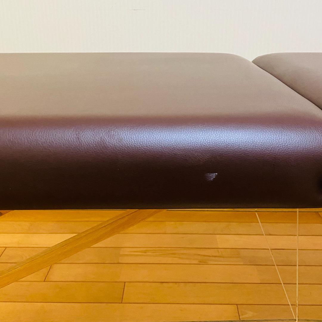 ワールドジェイビー マッサージベッド 有孔 折りたたみ式 ポータブル 送料込み