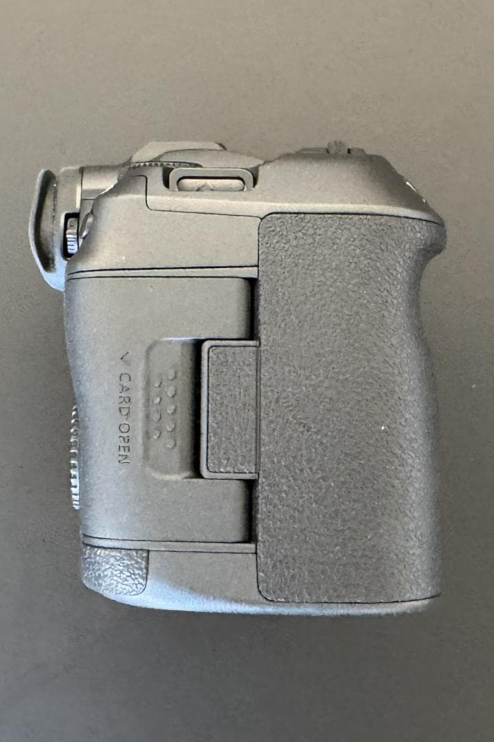 【ショット回数300以下】Canon EOS R5 ボディ キヤノン