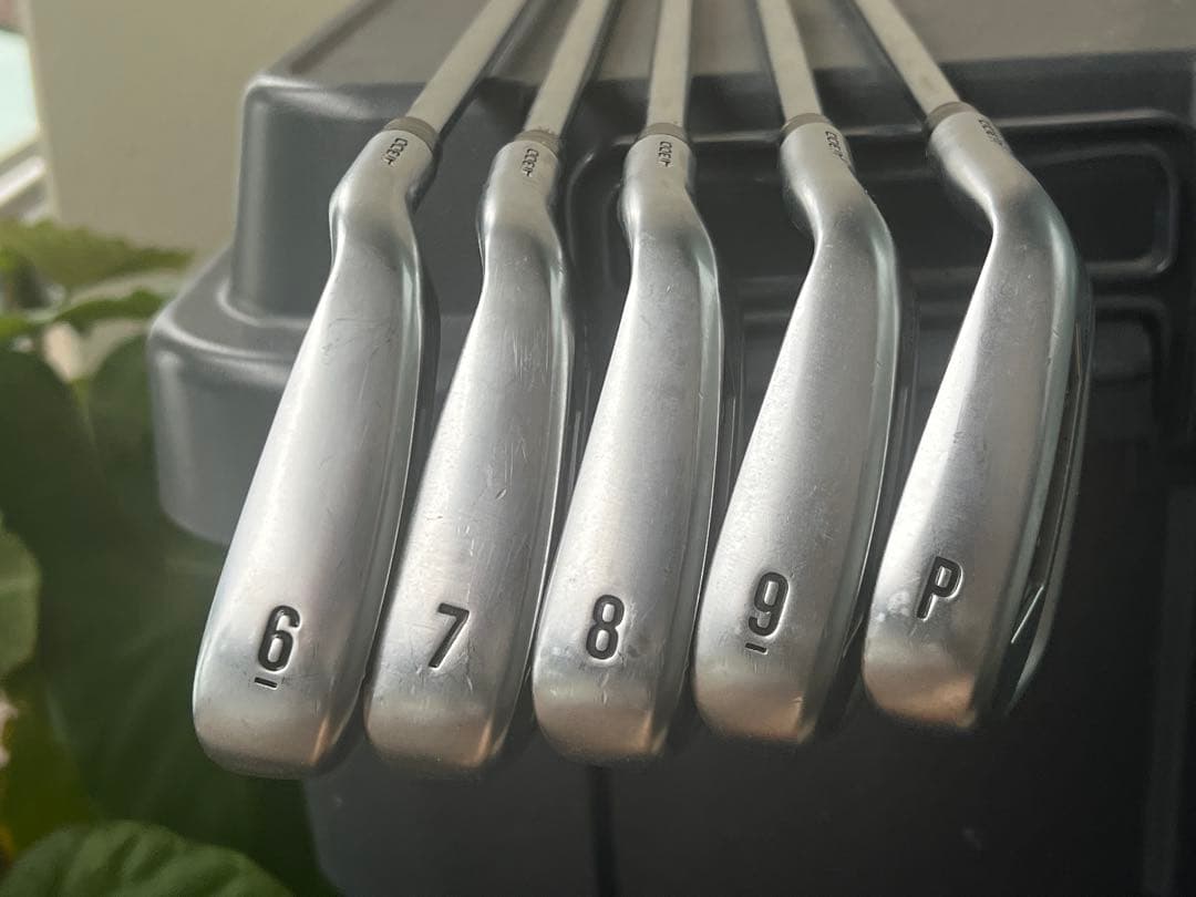 キャロウェイ　Ai300　アイアンセット　6～PW　ヘッドカバー付き