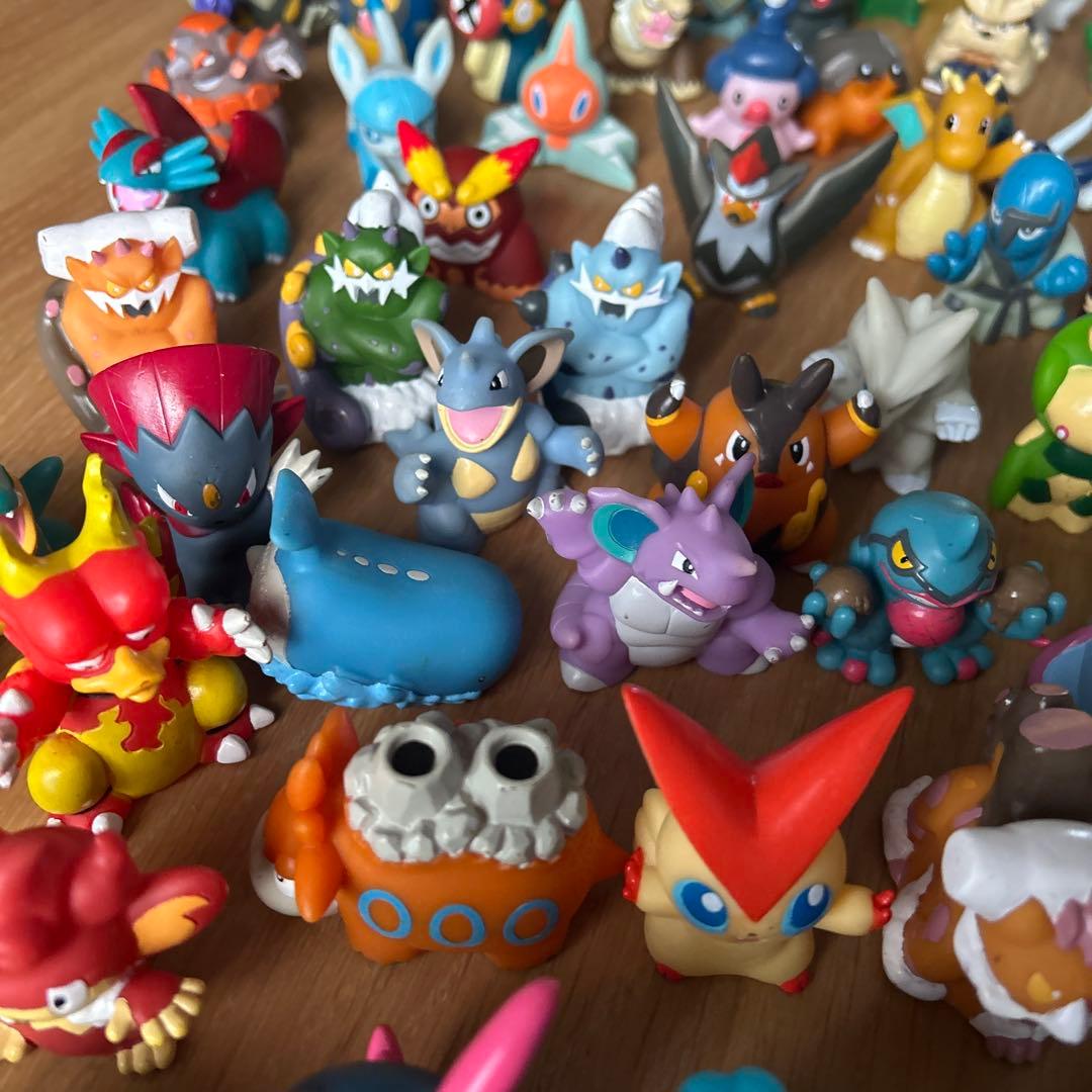 ポケットモンスター ポケモン フィギュア 指人形 まとめ売り 107個＋8個