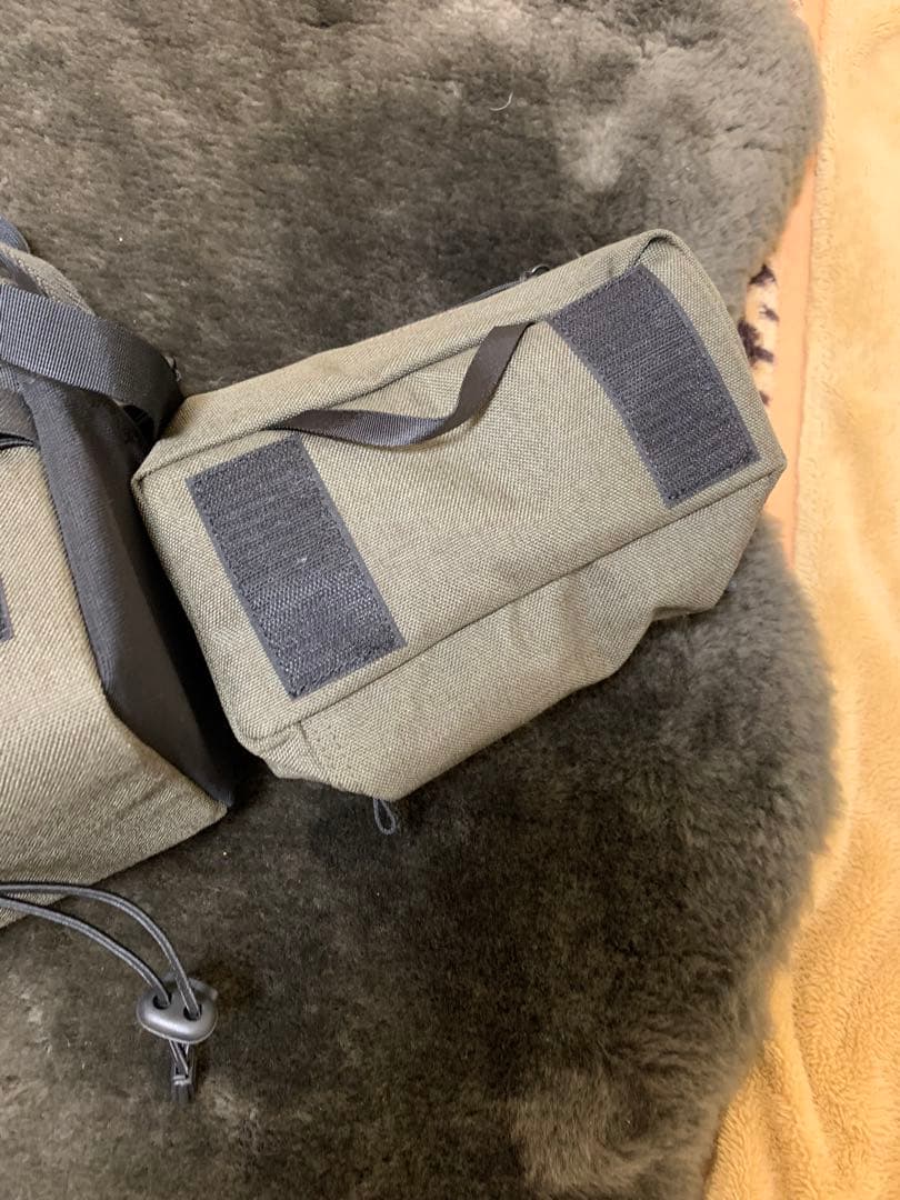 アクセサリー Raw Low Mountain Works Front Bag