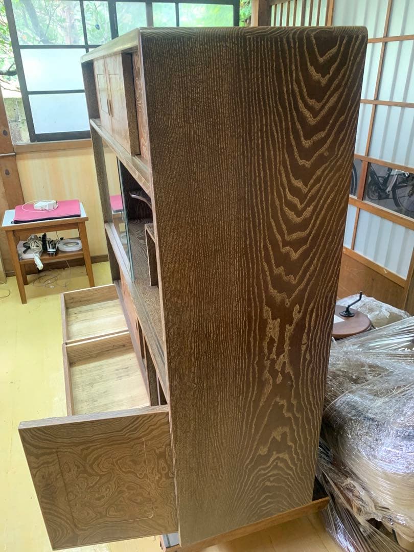 しい木目の昭和レトロ茶箪笥　和家具　木製　一体型
