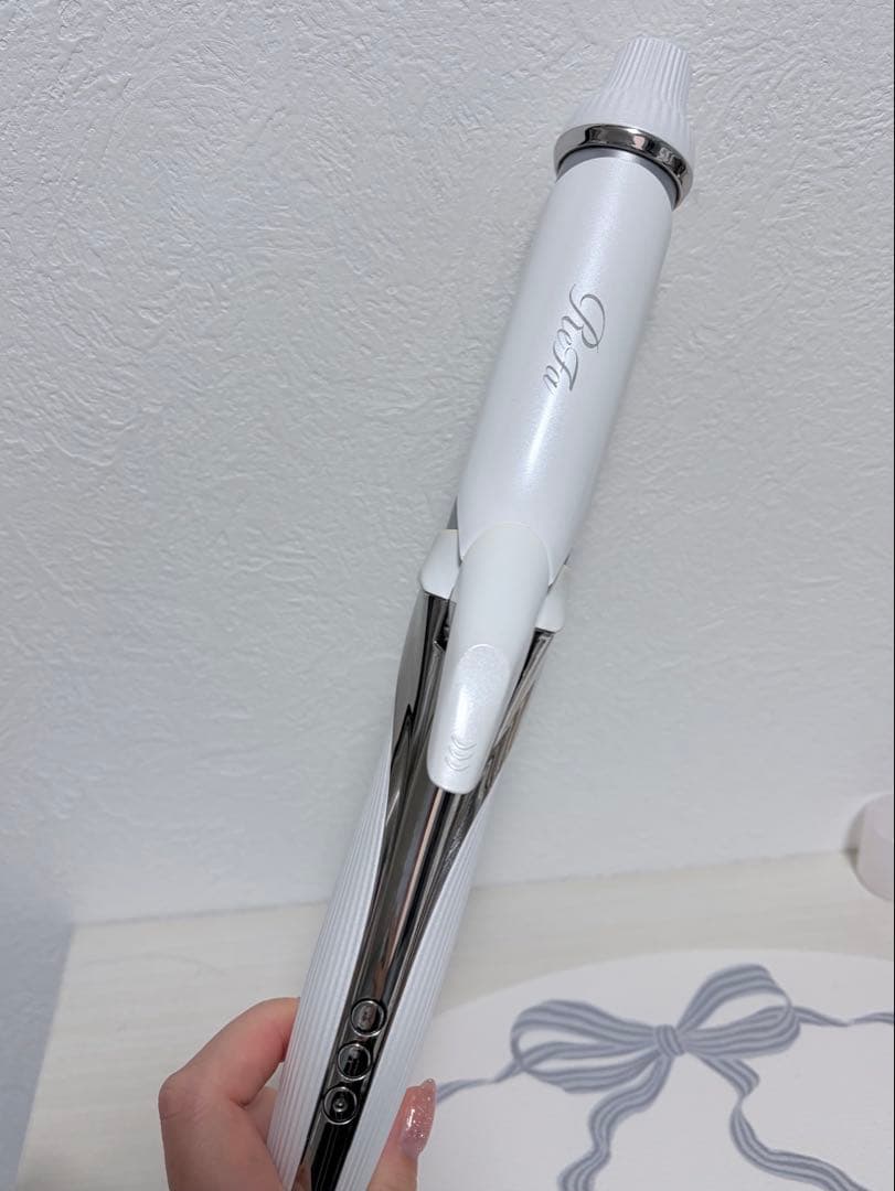 【あさゆー】リファ 2022年製 ヘア アイロン 32mm ホワイト