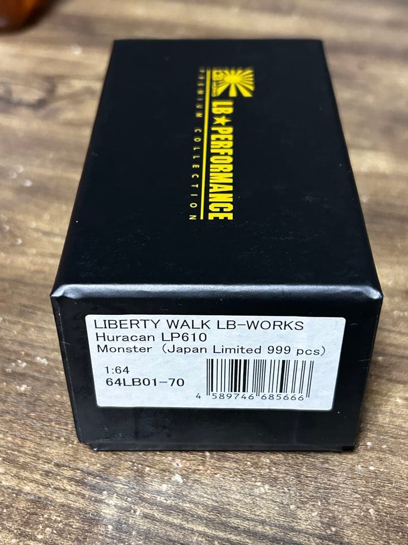 ミニカー Lamborghini Huracan Monster Energy 1/64