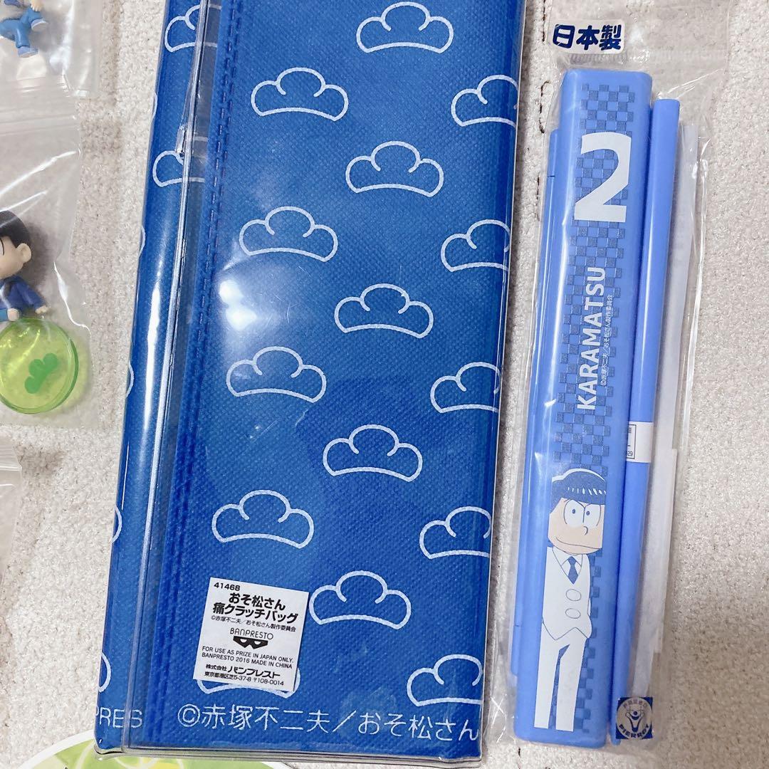 おそ松さん　まとめ売り　缶バッチ　アクスタ　キーホルダー　ぬいぐるみ　グッズ