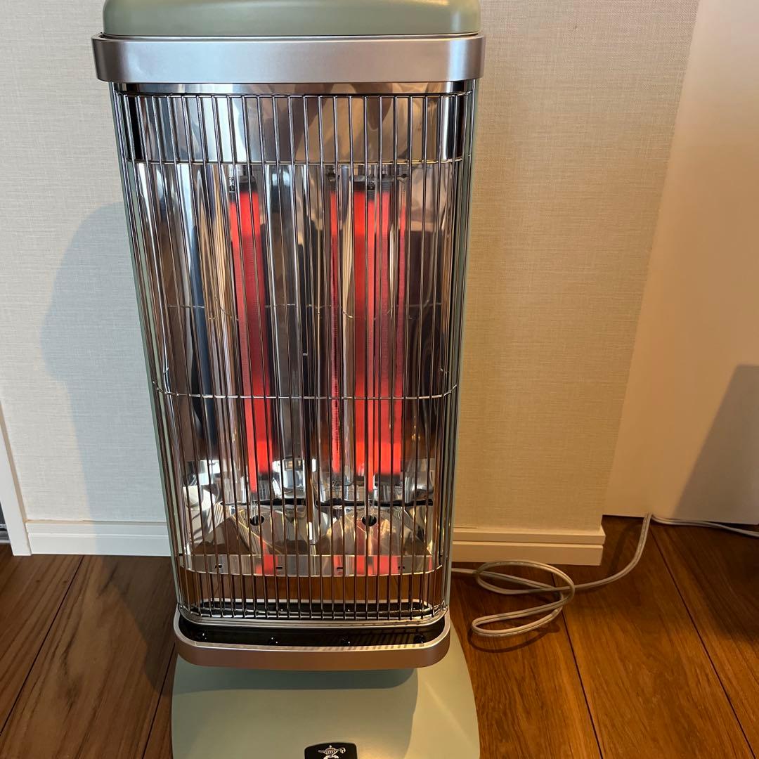 アラジン　グラファイトヒーター Aladdin CAH-2G10A