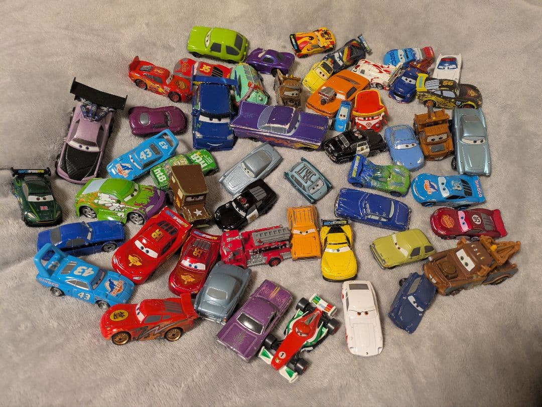 カーズ ミニカー まとめ