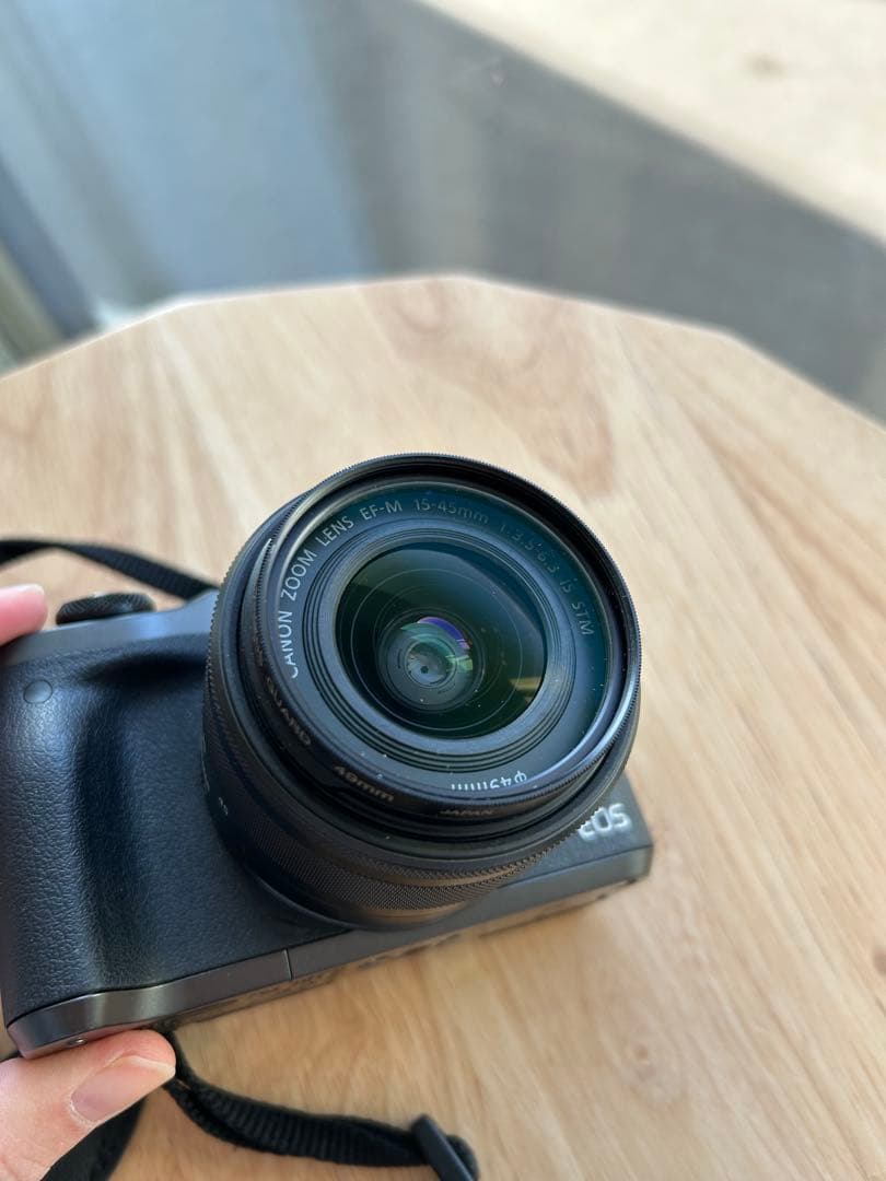 Canon EOS M6 ブラック　ミラーレス一眼