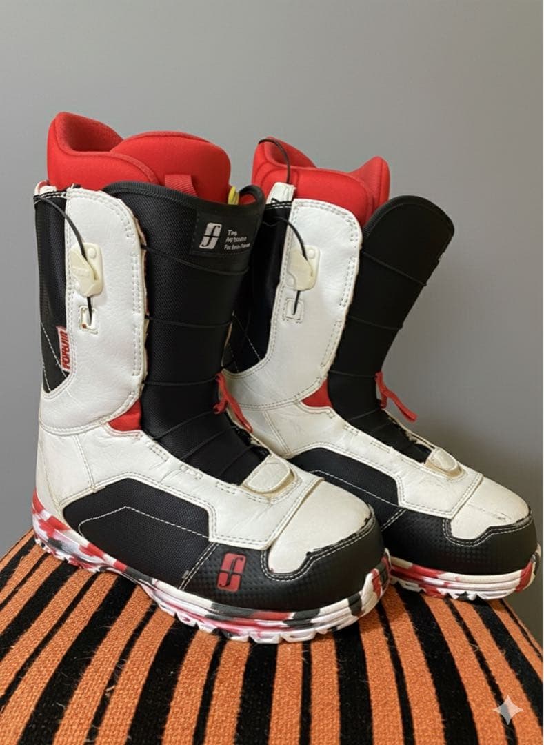 美品　BURTON バートン　初心者オススメ　メンズスノーボード　ケースセット