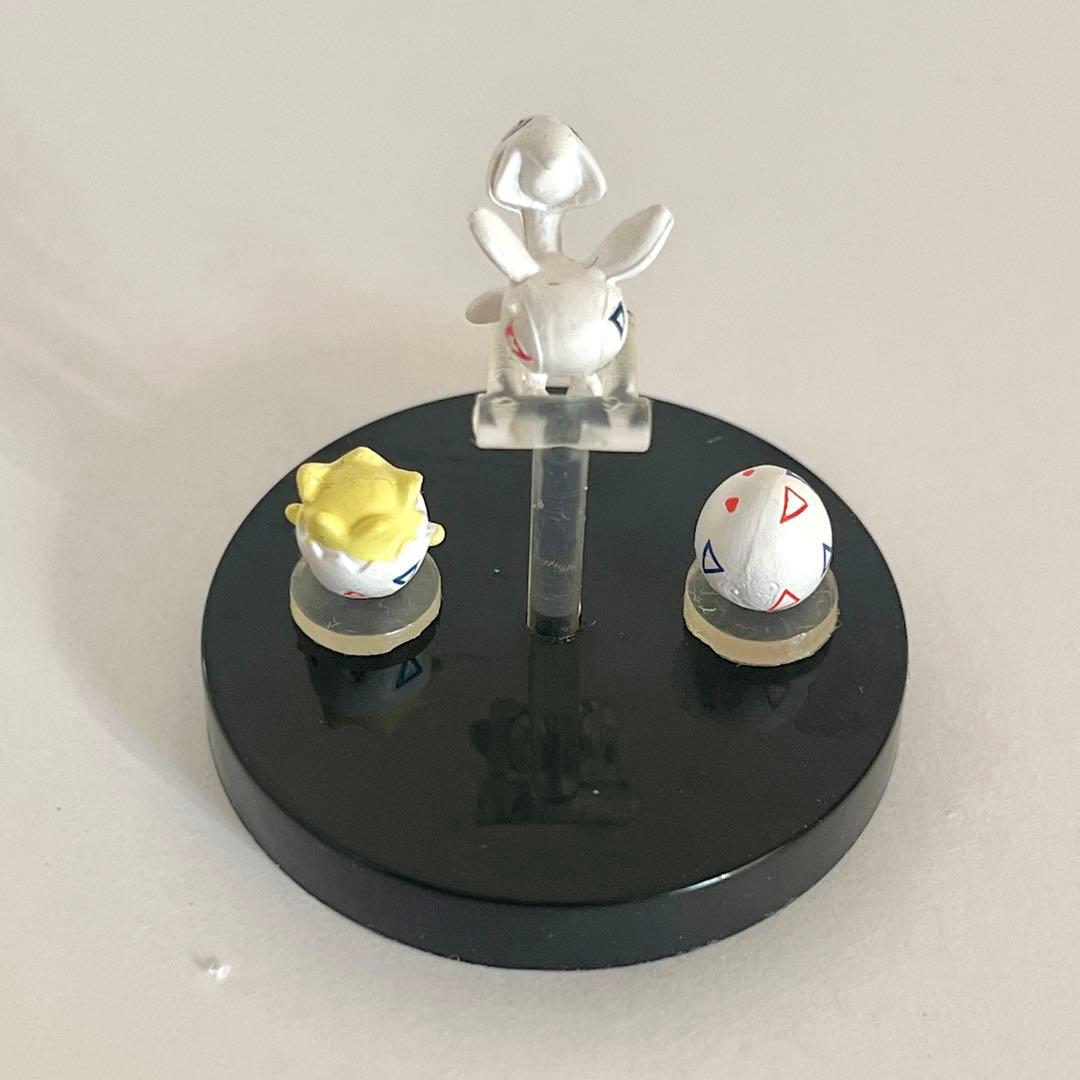 【お盆お値引き価格】立体ポケモン図鑑　プテラ　トゲチック　トゲピー　タマゴ