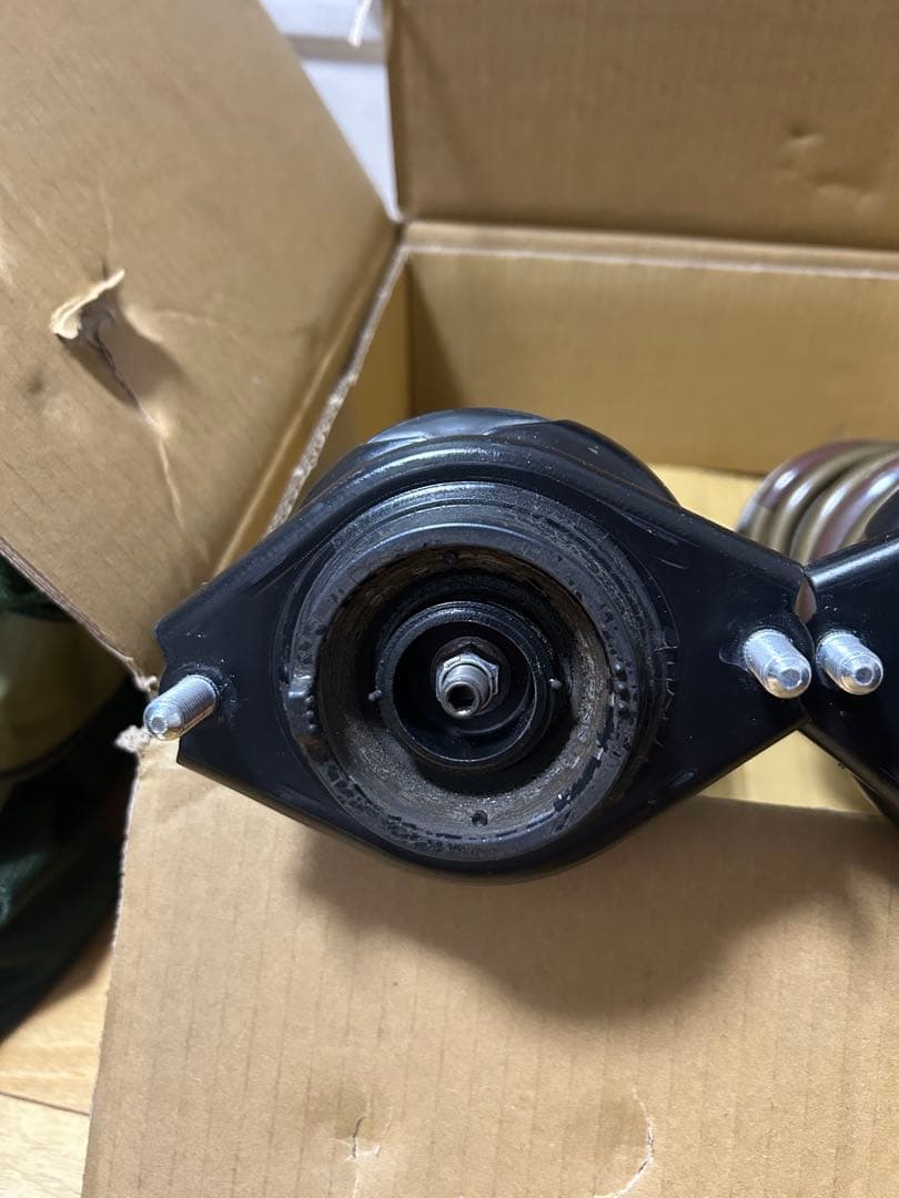 レヴォーグ2019年式vmg取り外しテインダウンサス取付済みサスペンション一式