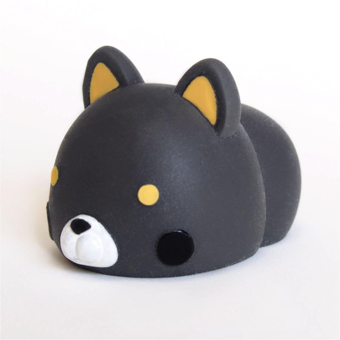 もにまるず　しばいぬ　黒